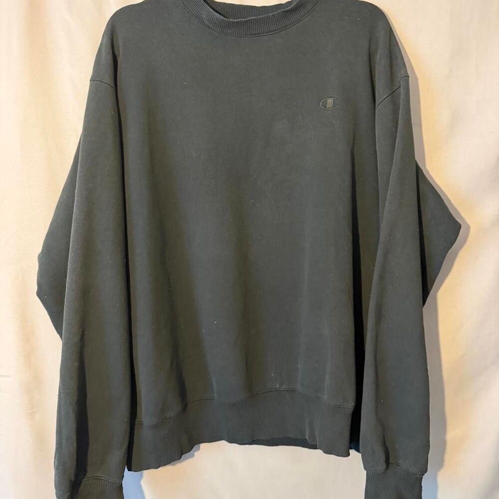 Vintage Champion black crewneck